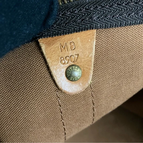 Louis Vuitton Monogram Keepall 50 - Picture 6 of 6